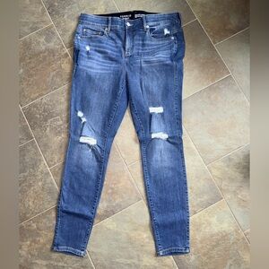 Torrid bombshell Skinny Jeans